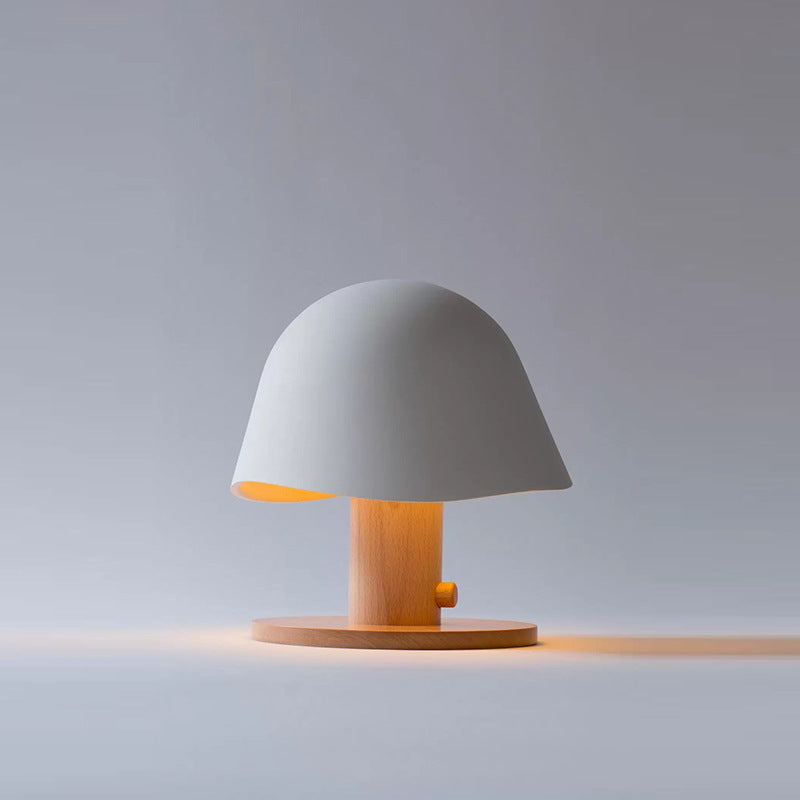 Lampada da scrivania di design per la protezione degli occhi di design per la camera da letto sul comodino